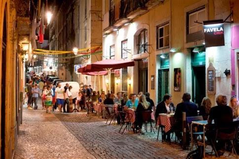 Flh Bairro Alto Central Apartment Lisbon Exterior photo